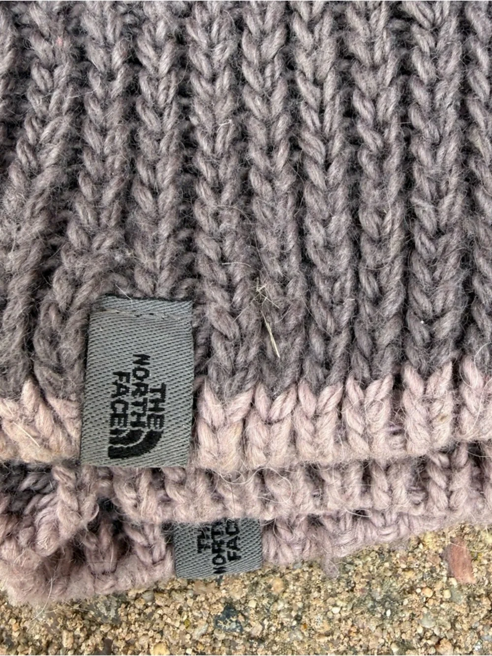 North Face Gray Cable Knit Women’s Mittens Gloves Size Small Medium